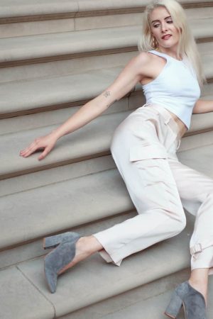 detroit-escort-steps.jpg
